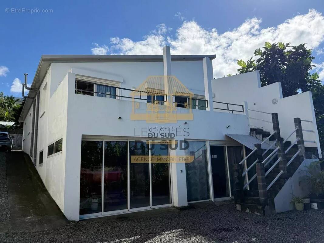 Maison à SAINT-PHILIPPE