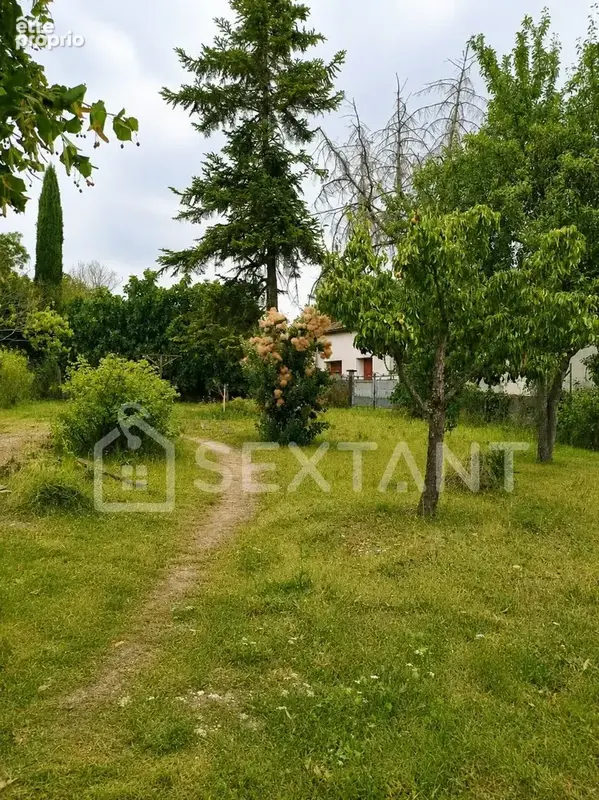 Maison de 120 m²  à rénover  4 chambres  grandes dépendances - photo 19