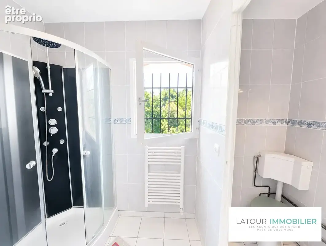 Maison 145 m² à Villefontaine  - photo 7