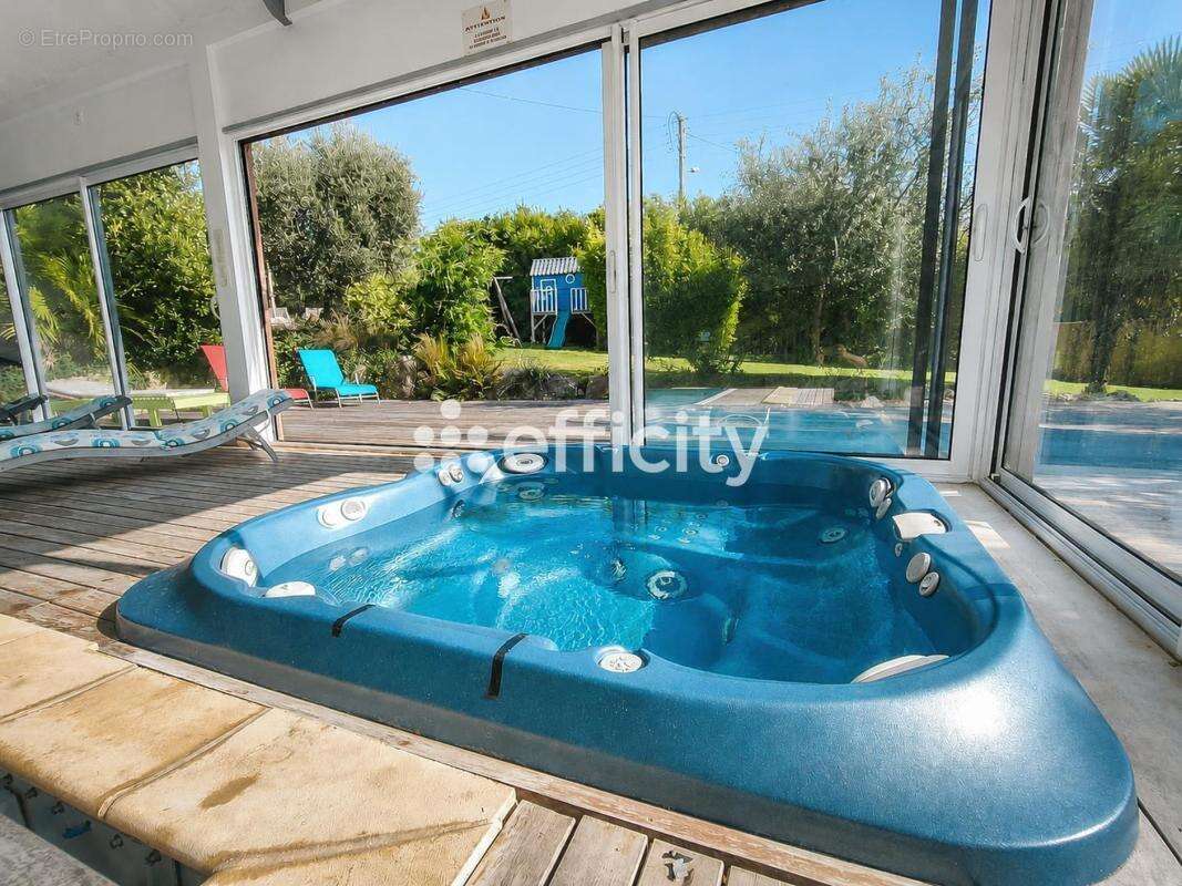 Maison 345 m² à Lannion  - photo 4