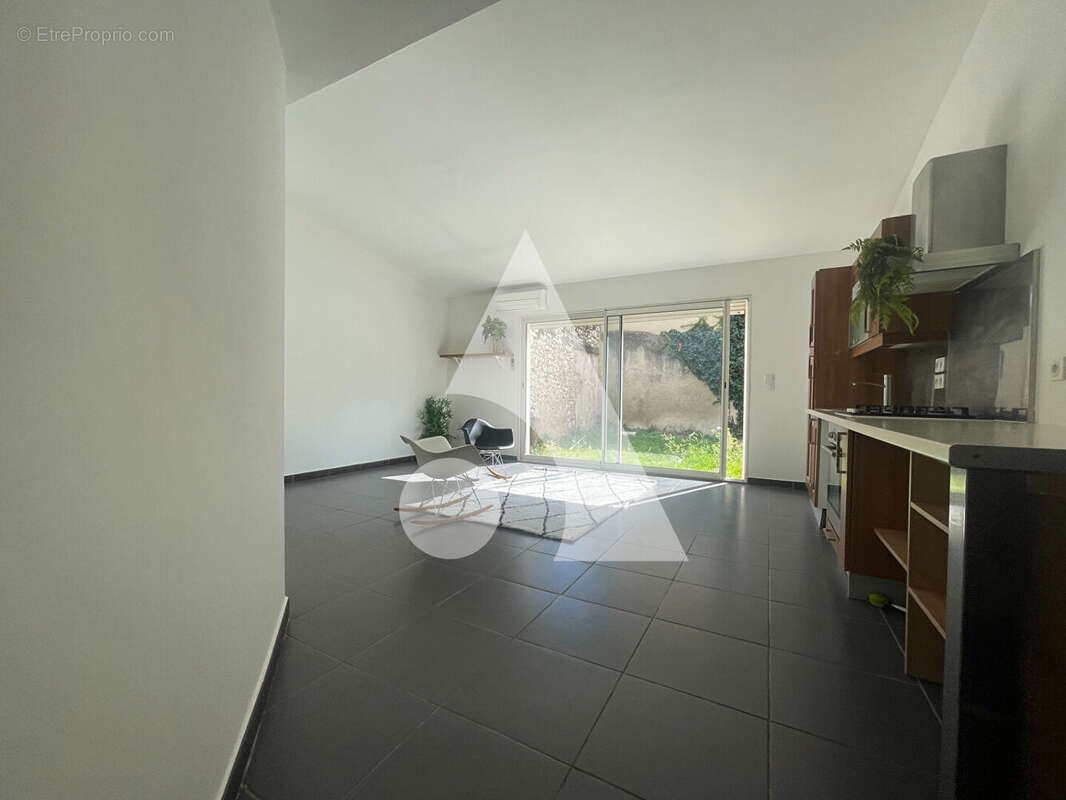 Appartement à PERTUIS