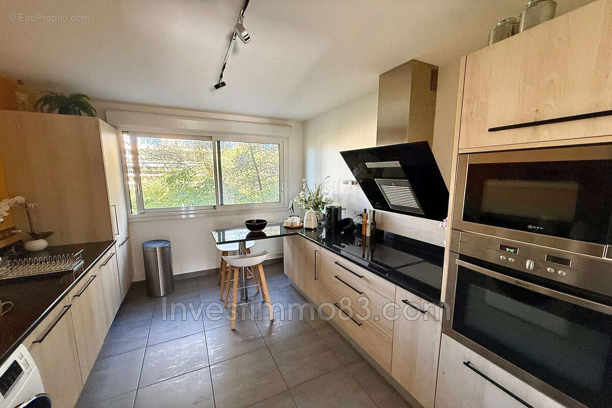 Appartement à AIX-EN-PROVENCE