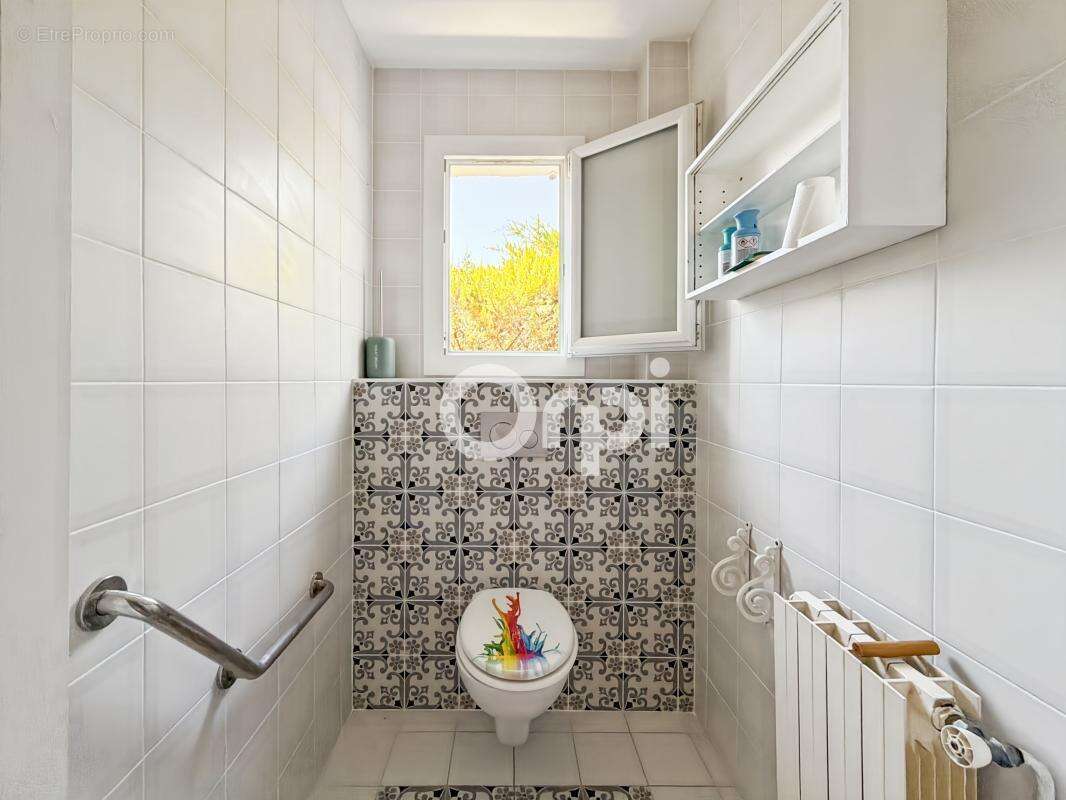 Maison individuelle avec fort potentiel à Roquefort-la-Bédoule - photo 17