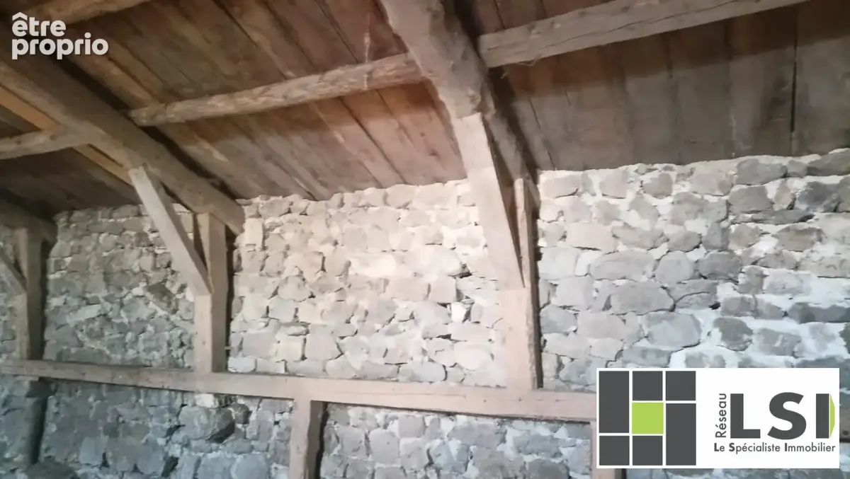 Maison 6 pièces 632 m² à vendre à Salettes (43150) - photo 5