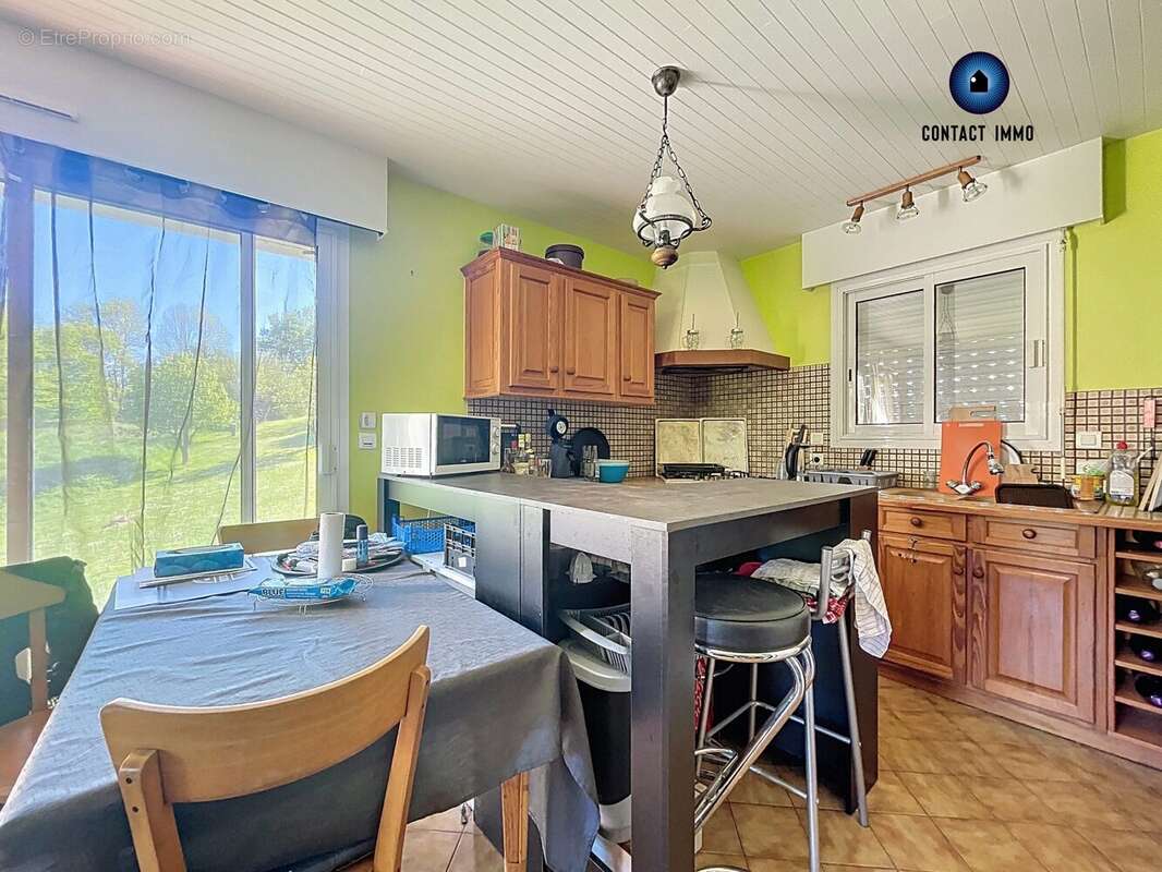 Maison à SAINT-VIANCE