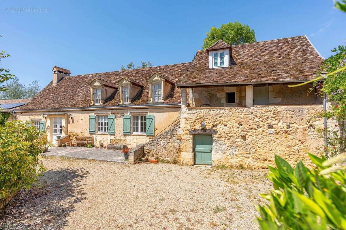 Charmante demeure avec maison d’amis, pigeonnier et piscines - photo 21
