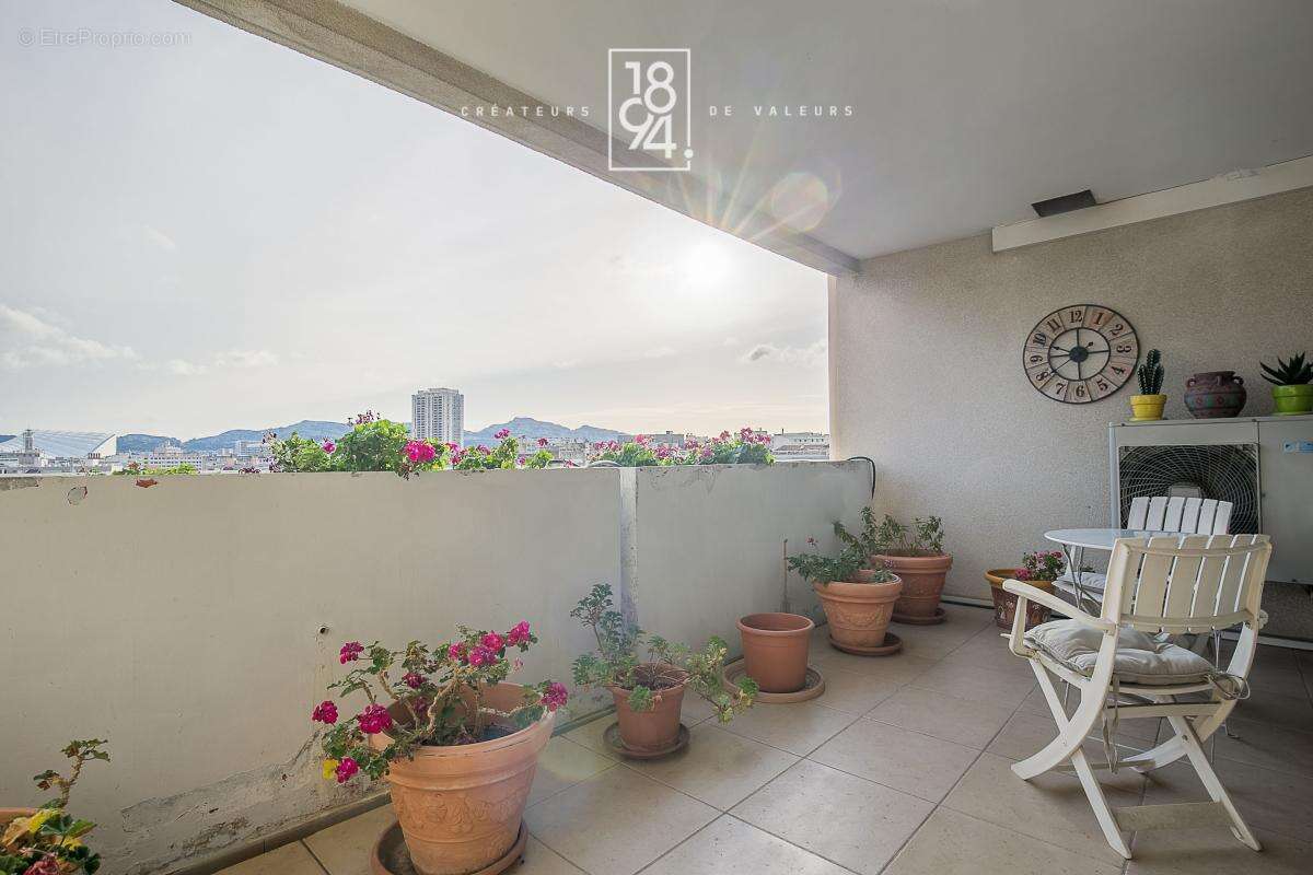 Appartement à MARSEILLE-8E
