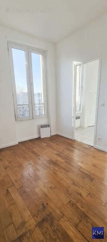 Appartement à PARIS-20E