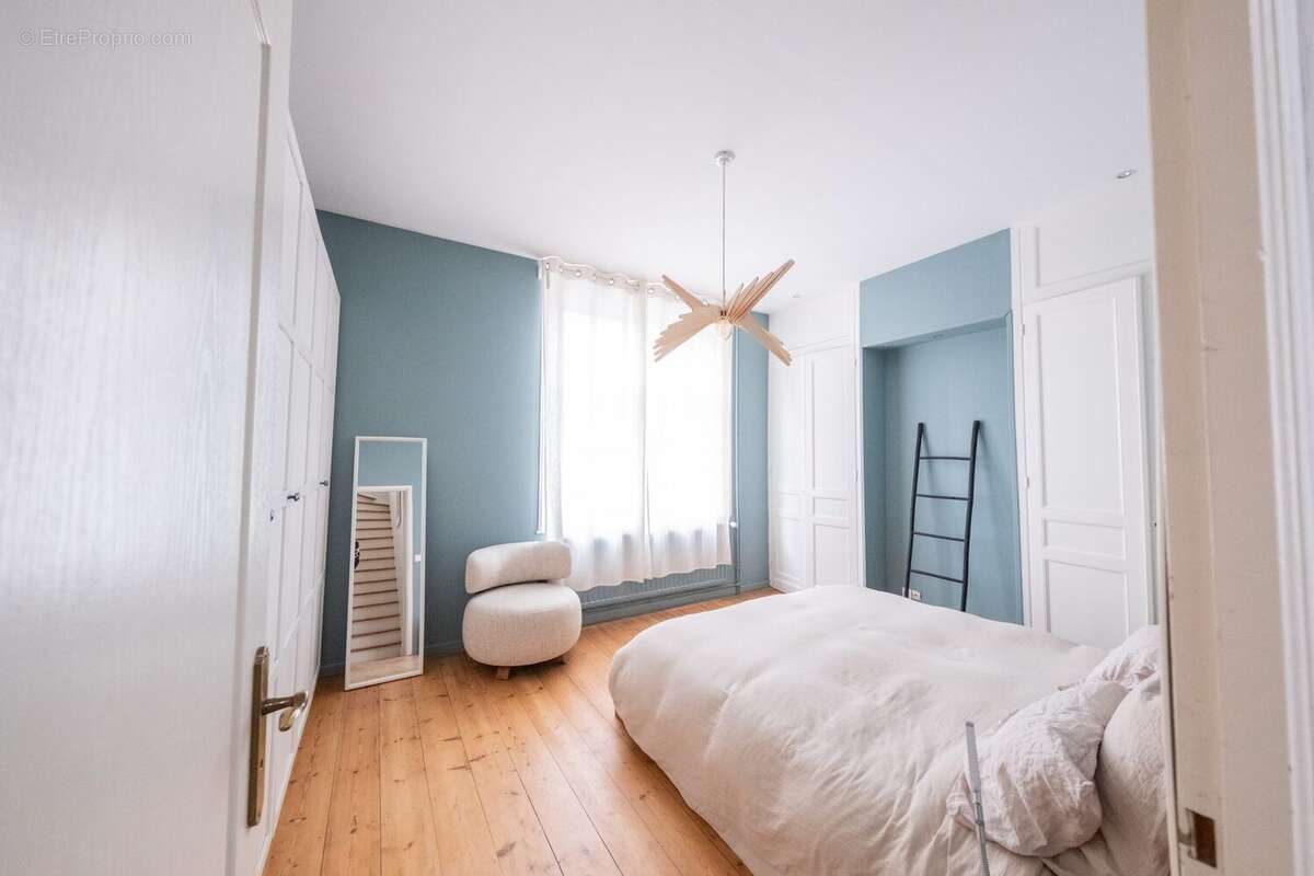 Maison à LA MADELEINE