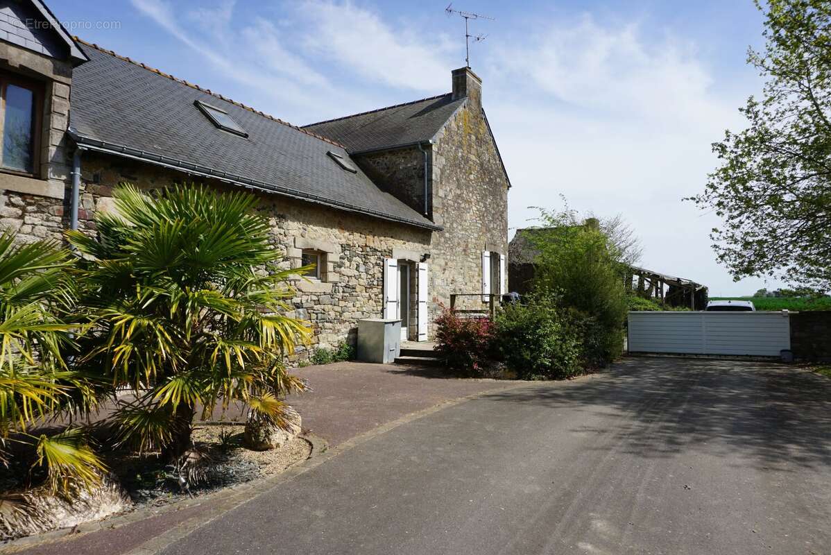Maison à PONTIVY