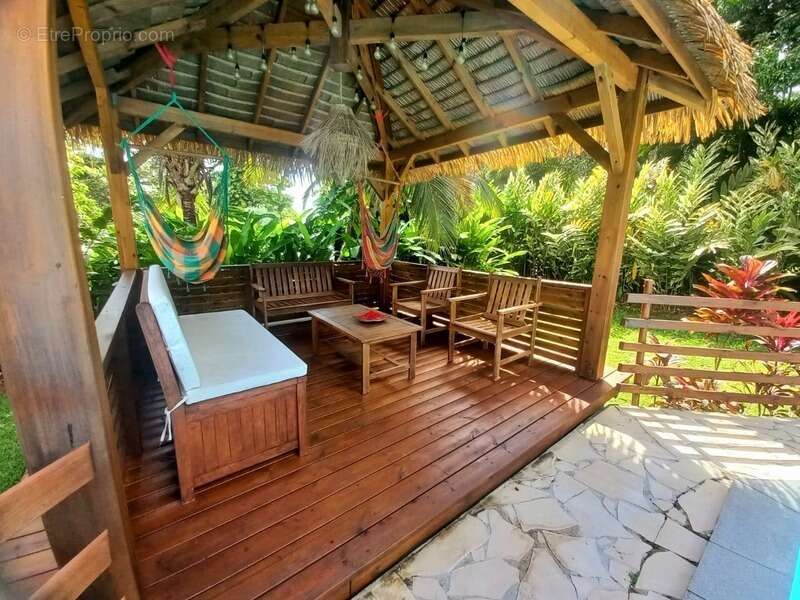 Maison à PETIT-BOURG