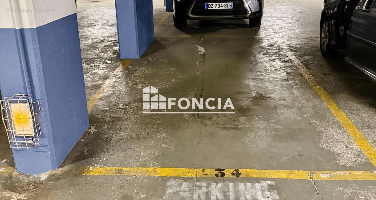 Vente en bloc de 9 parkings sous-sol dans le centre ville - photo 5