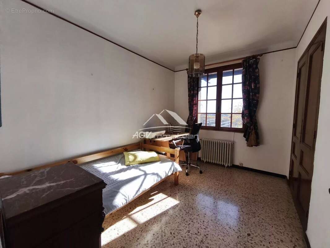 Maison à BOISSET-ET-GAUJAC