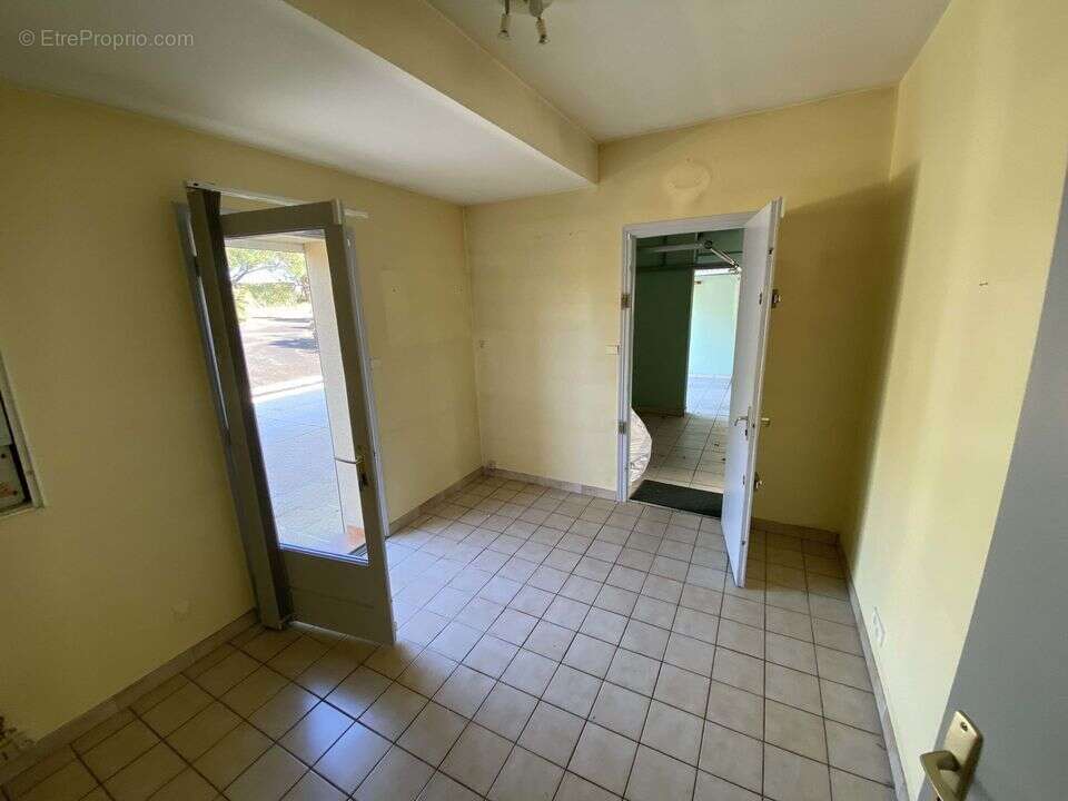 #maison #type t4 #dépendances #sudouest #hangar #hectares - Maison à CAZAUBON