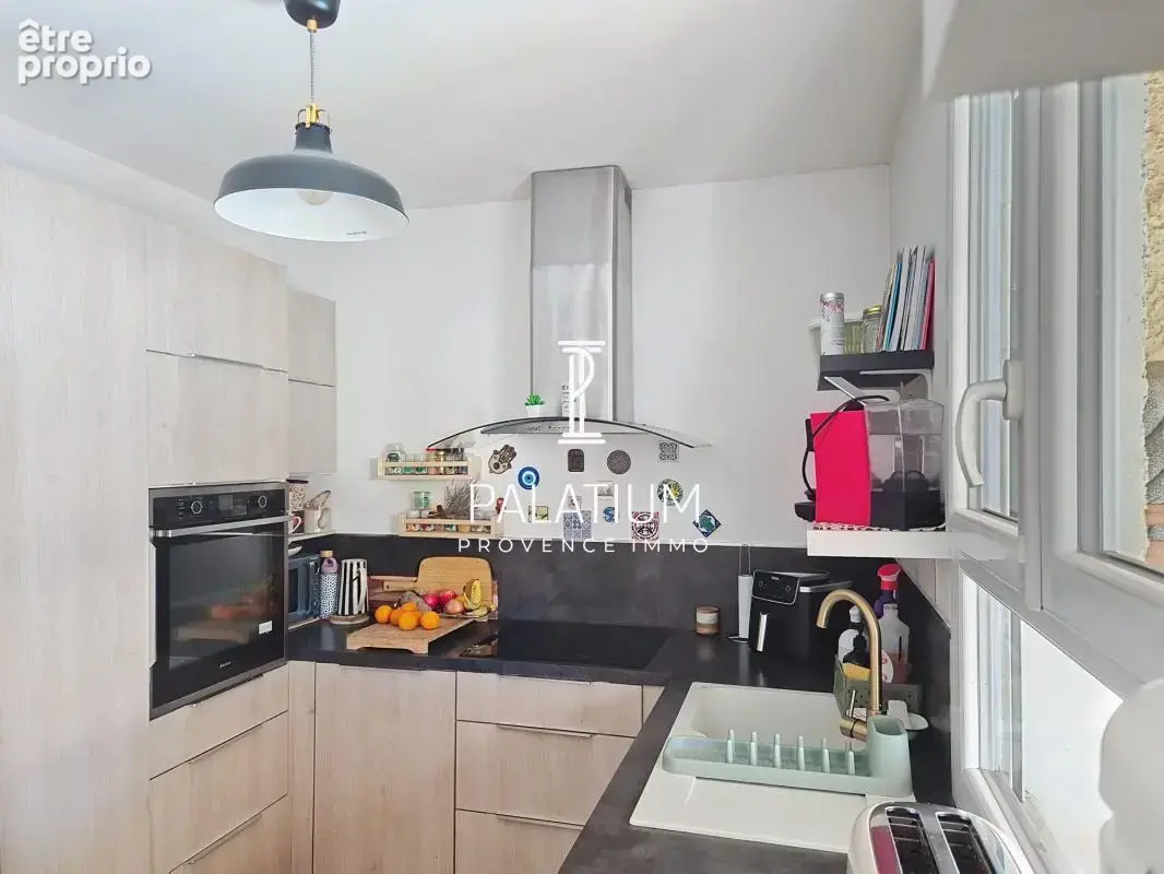Maison de 80 m², 5 pièces, 3 chambres, Salon-de-Provence - photo 4