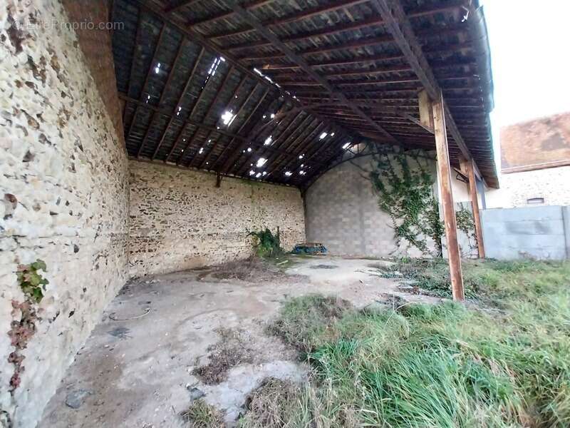 Terrain à COLTAINVILLE