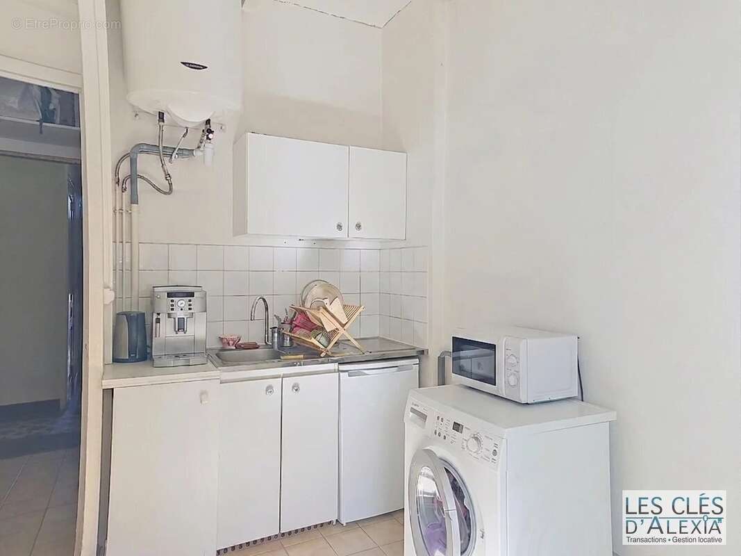 Lyon 6ᵉ – Studio de charme vendu loué, idéal investissement patrimonial - photo 5
