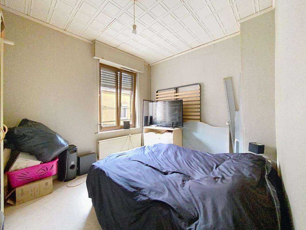 Maison à HOUPLINES