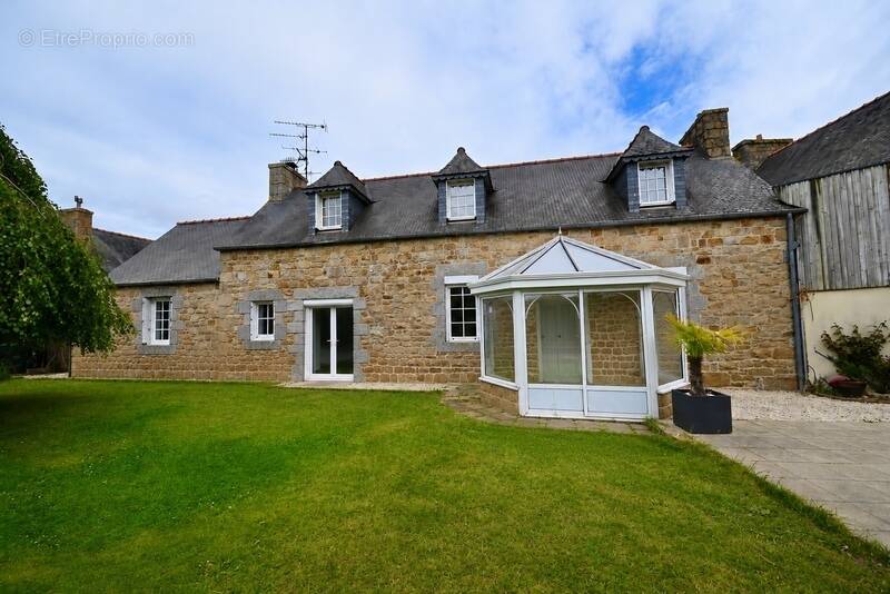 Maison à CAVAN