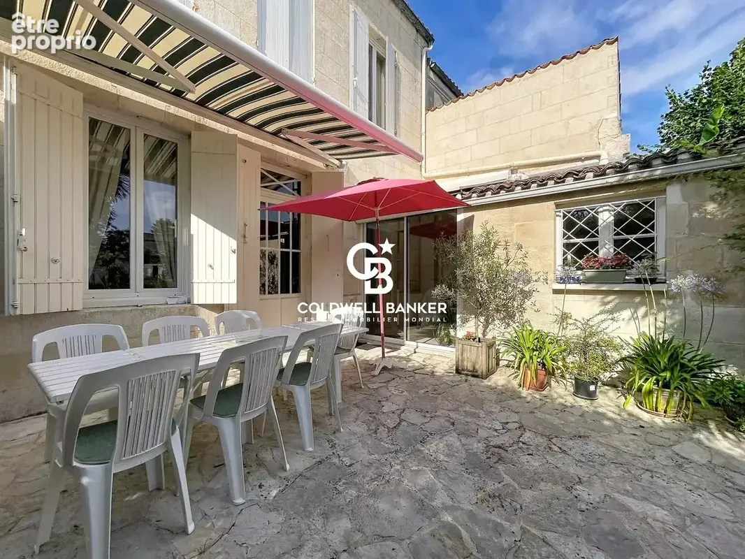 Maison familiale avec jardin et garage au cœur de Saintes - photo 8