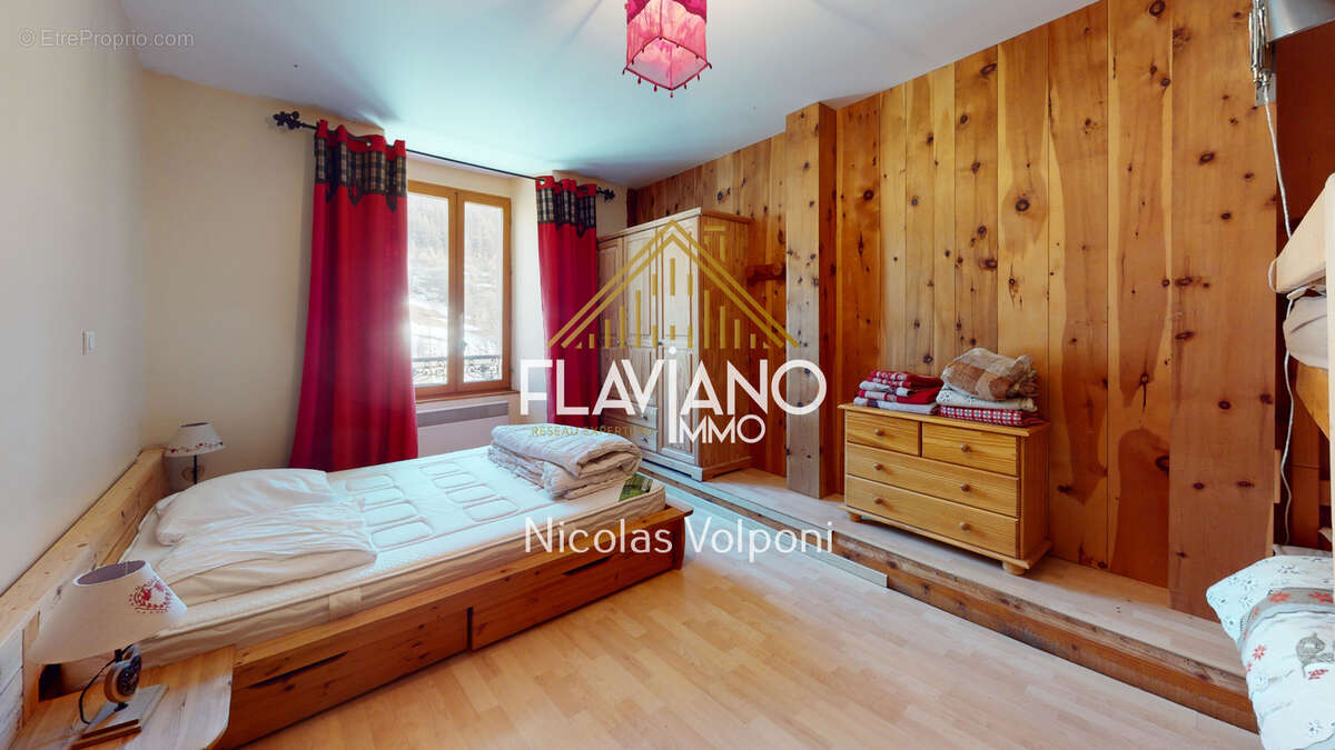 Appartement à SAINT-PAUL-SUR-UBAYE