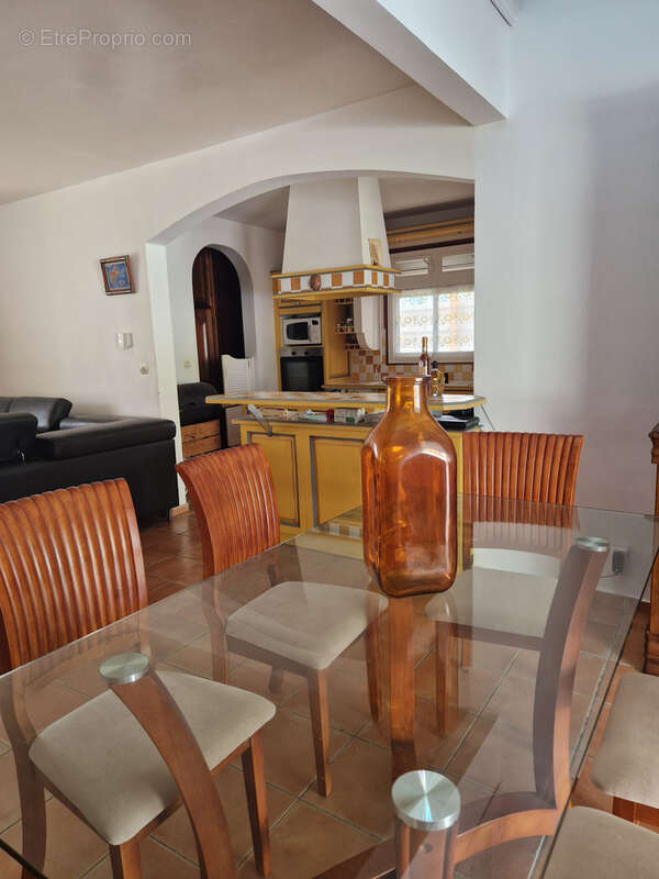 Belle villa F4-F5 à vendre à Saint-Claude avec belle vue montagne en EXCLUSIVITÉ - photo 8