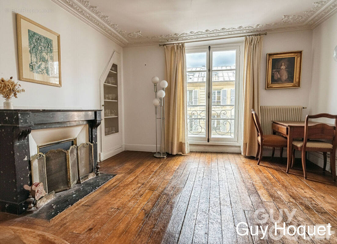 Appartement à VERSAILLES