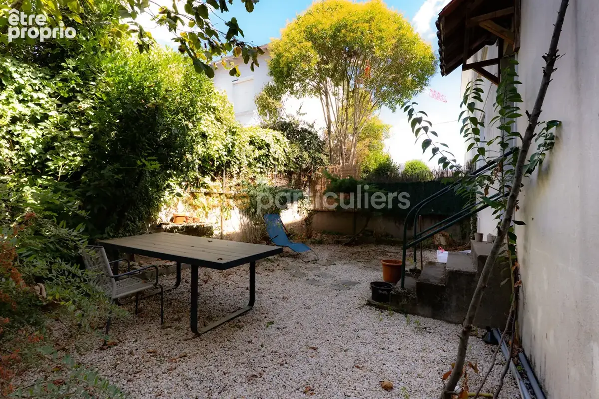 La roche-sur-yon -- centre-ville -- maison -- 4 pieces -- 3 chambres -- 96m2 -- garage double -- centre-ville - photo 9