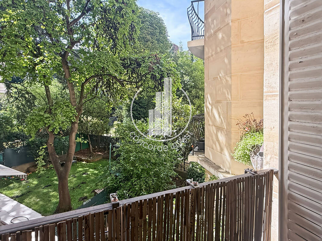 Appartement à NEUILLY-SUR-SEINE