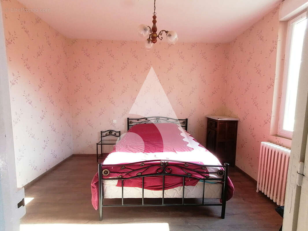 Maison à MONTCEAU-LES-MINES