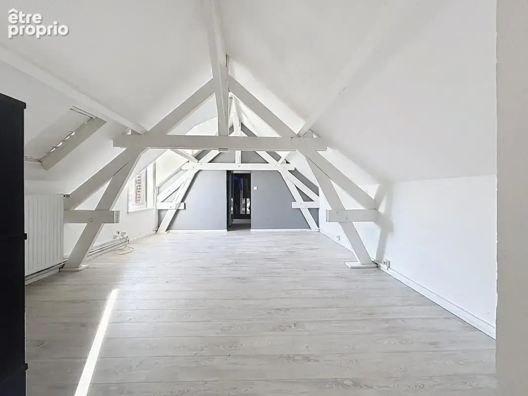 Maison style longère rénovée bâtie sur 1 hectare - photo 9