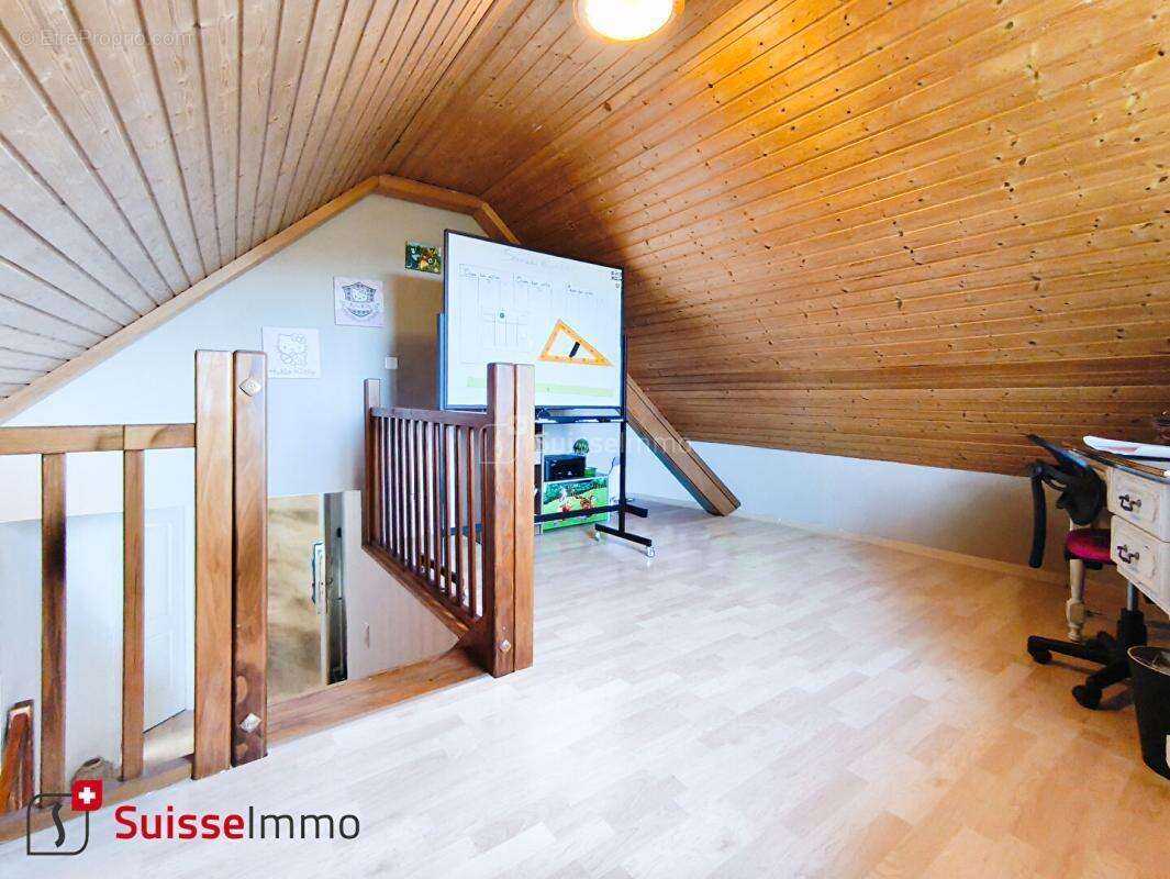 Maison de caractère à Blamont 9 pièce(s) 159 m2 , sur une parcelle de 427 m² - photo 14