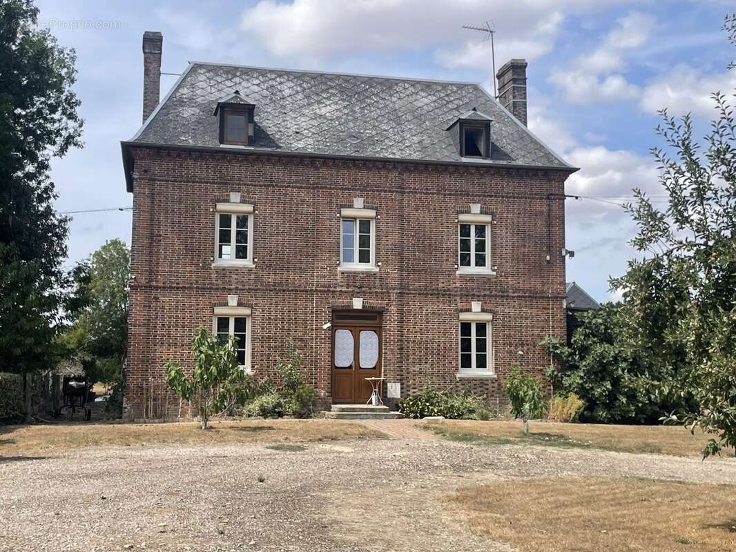 Maison 140 m² à Bernay  - photo 2