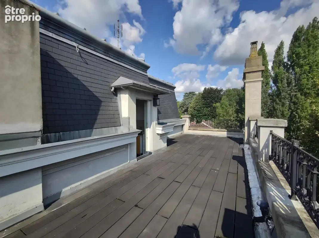 Barbieux lafargue type 2 avec terrasse et parking - photo 2