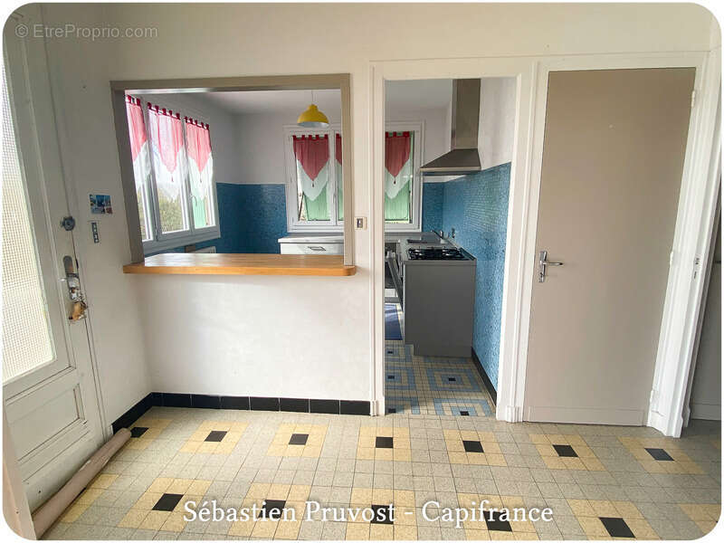 Maison à SAINT-PARDOUX-LA-RIVIERE