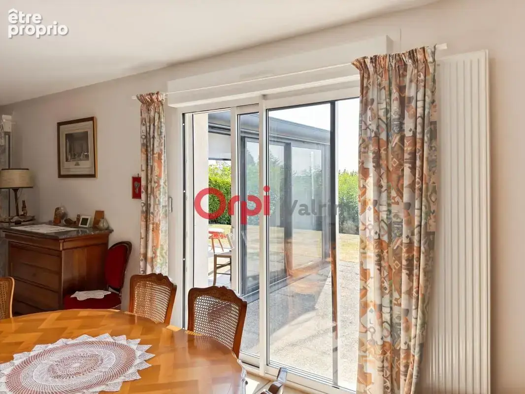  Le charme du centre-ville, l'espace en plus : votre futur cocon à Beaugency  - photo 10