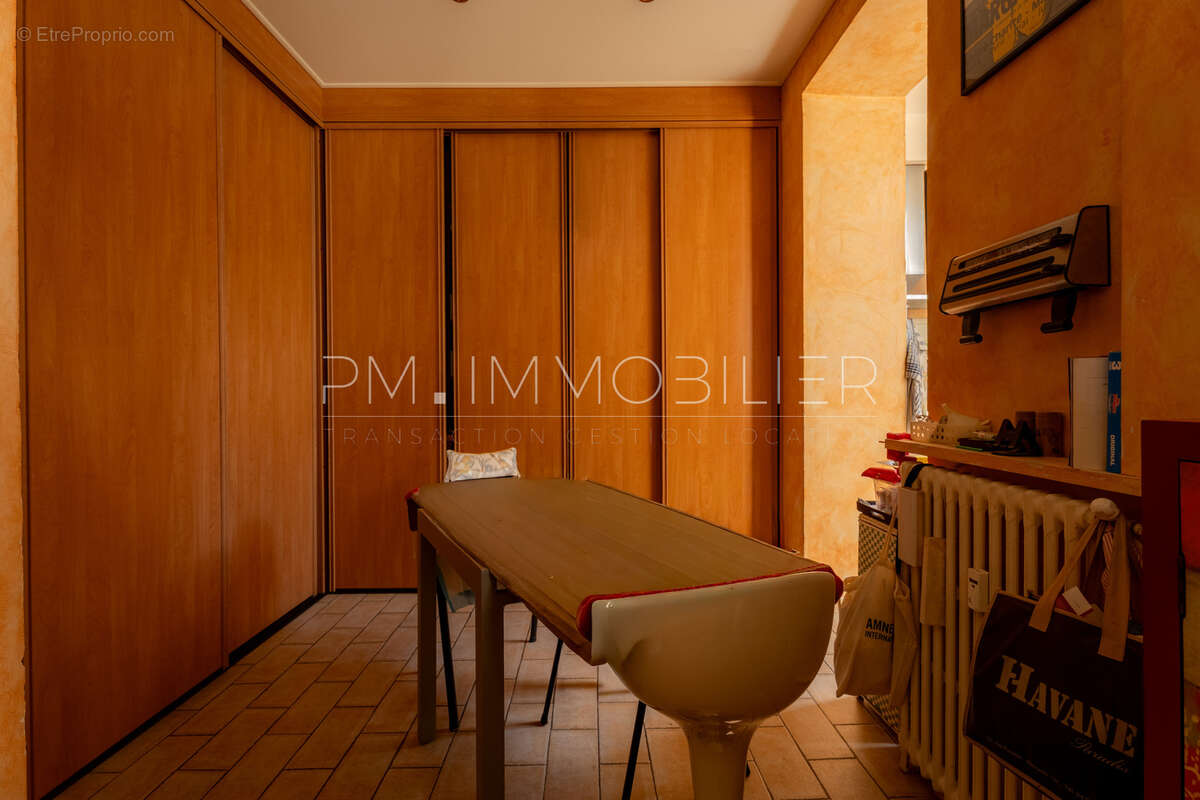 Appartement à MARSEILLE-8E