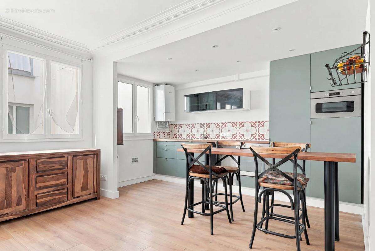 Appartement à PARIS-9E