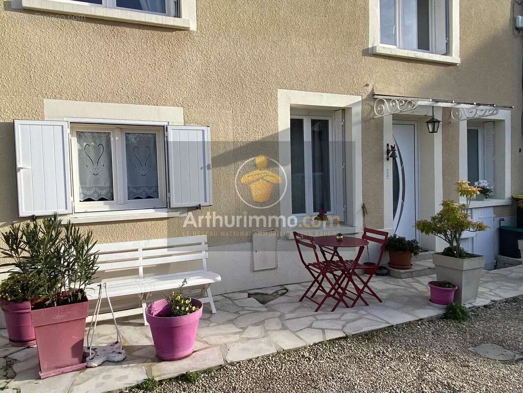 Maison à LIVERDY-EN-BRIE