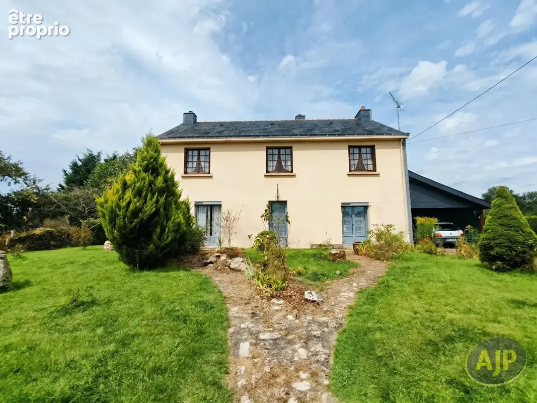 Maison 5 chambres - 1200 m² - photo 2