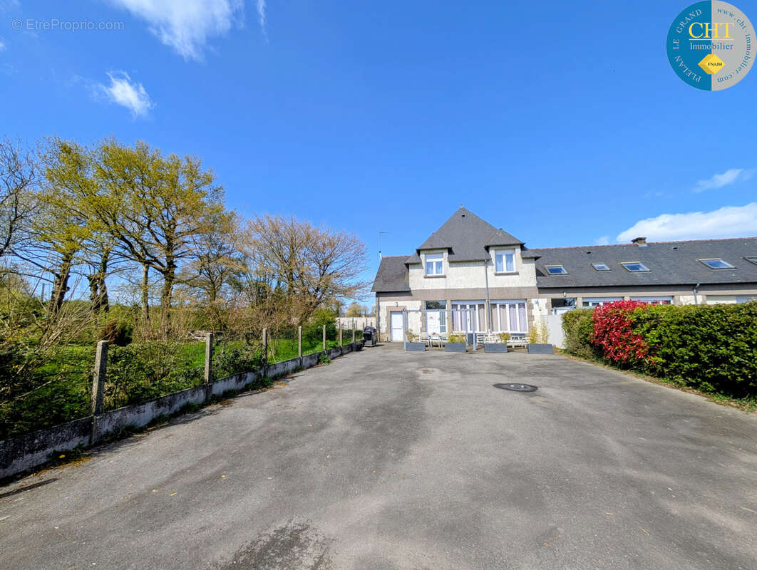 Maison à PAIMPONT
