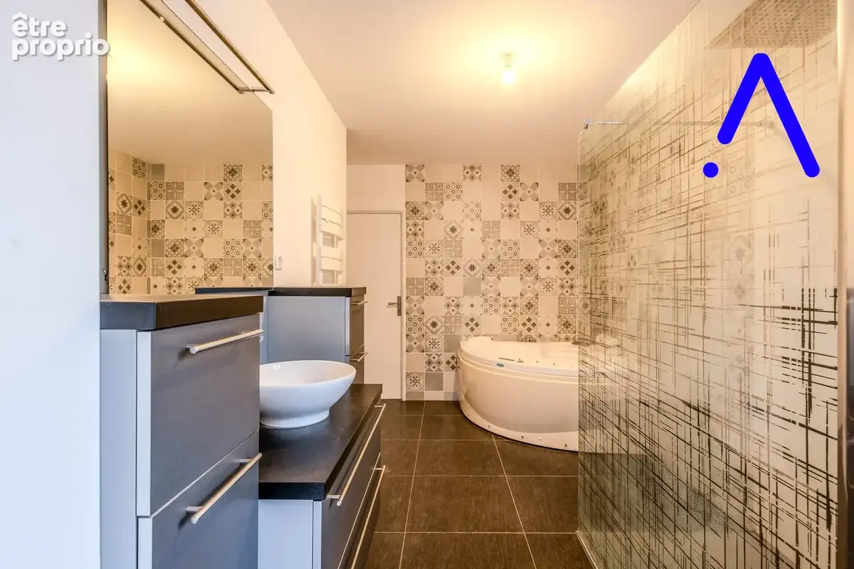 Maison 275 m² à Luneville  - photo 8
