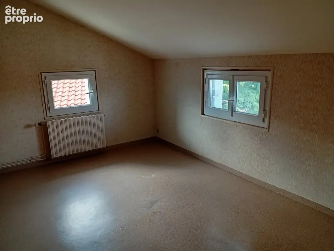 Maison de 111 m2 habitable centre de LA VERRIE - photo 7