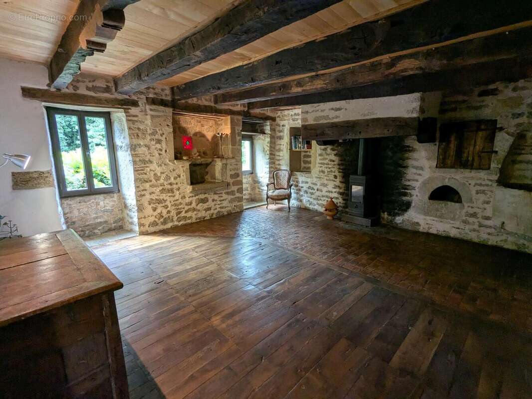 Maison 215 m² à Saint-Projet  - photo 5
