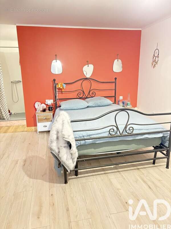 Maison 140 m² à Polignac  - photo 9