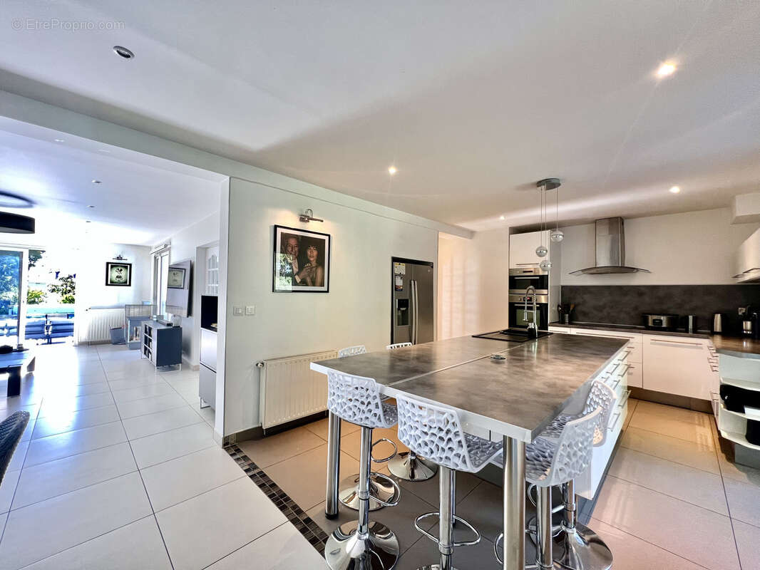 Maison à MARCOUSSIS