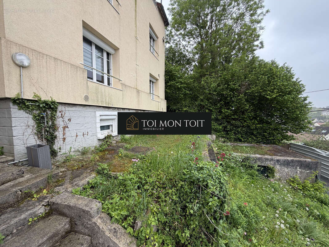 Maison à MARLY-LA-VILLE