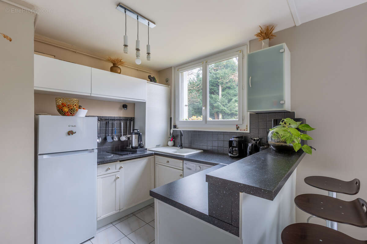 Appartement à COLLONGES-AU-MONT-D'OR