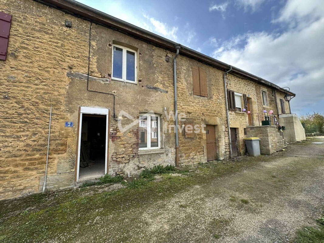 Maison à MARGUT