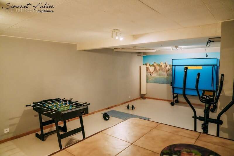 Maison à SAINT-RESTITUT